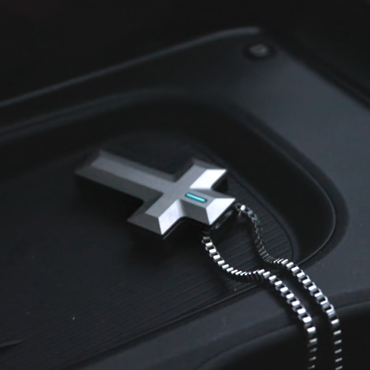 LifeCross EDC Capsule